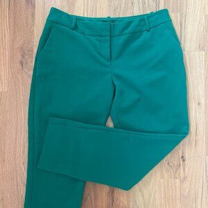the limited - green ankle pants - size 8